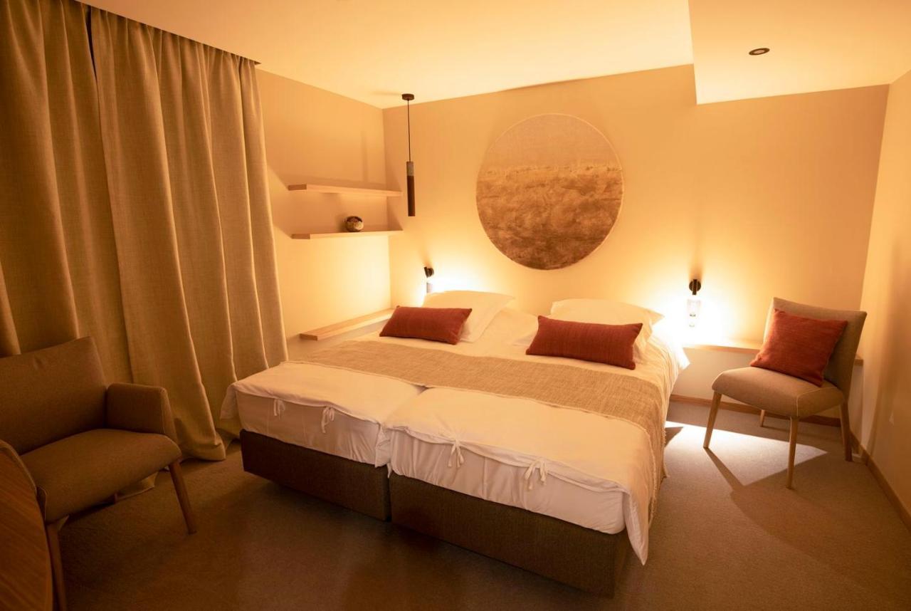 B-Lodge Boutique Hotel Louvain-la-Neuve Exterior photo
